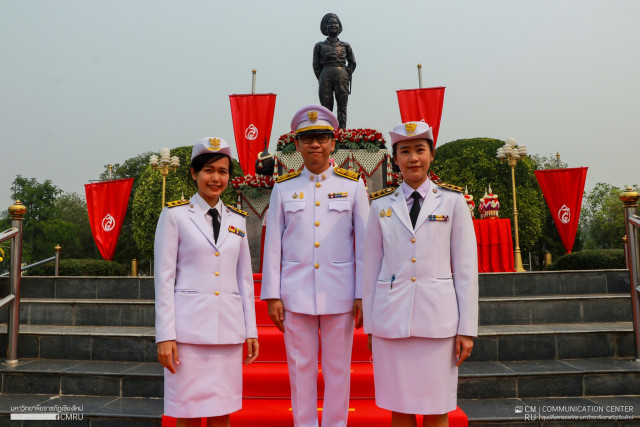 คณะผู้บริหาร ม.ราชภัฏเชียงใหม่ ร่วมถวายพานพุ่มสักการะพระราชานุสาวรีย์สมเด็จพระศรีนครินทราบรมราชชนนี เนื่องในวันสถาปนาค่ายสมเด็จพระบรมราชชนนี ประจำปี 2566