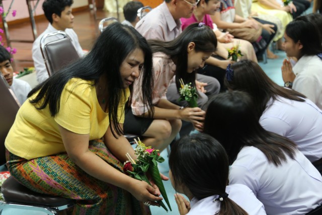 ภาควิชาชีววิทยา มร.ชม. จัดพิธีไหว้ครูประจำปีการศึกษา 2559
