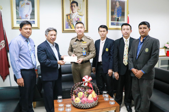 ม.ราชภัฏเชียงใหม่ มอบหนังสือแสดงความขอบคุณ ผู้บังคับการตำรวจภูธรจังหวัดเชียงใหม่  ในการสืบสวนและจับกุมคนร้าย คดีลักทรัพย์ภายในมหาวิทยาลัยราชภัฏเชียงใหม่