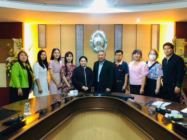 มร.ชม. จัดประชุมจัดการประชุมในกิจกรรมของโครงการครูรัก(ษ์)ถิ่น   มหาวิทยาลัยราชภัฏเชียงใหม่ รุ่นที่ 1 