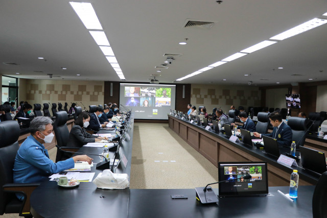มหาวิทยาลัยราชภัฏเชียงใหม่ จัดการประชุมสภามหาวิทยาลัย ครั้งที่ 8/2564