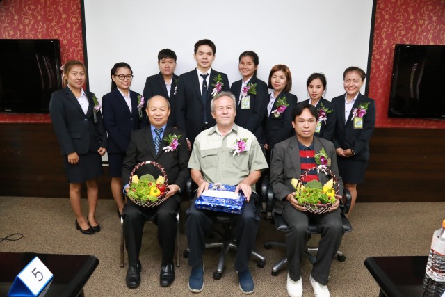 นักศึกษาภาควิชาการพัฒนาชุมชน(ภาคพิเศษ) มร.ชม. จัดการสัมมนา “ผักปลอดสาร ปราศจากโรค จังหวัดเชียงใหม่” 