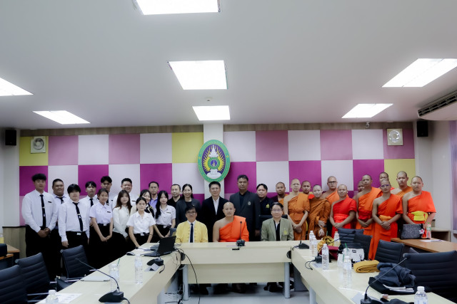 ครุศาสตร์ ม.ราชภัฏเชียงใหม่ ต้อนรับคณะศึกษาดูงานจาก มจร วิทยาเขตเชียงใหม่  แลกเปลี่ยนเรียนรู้การพัฒนาครูสู่นวัตกรท้องถิ่น