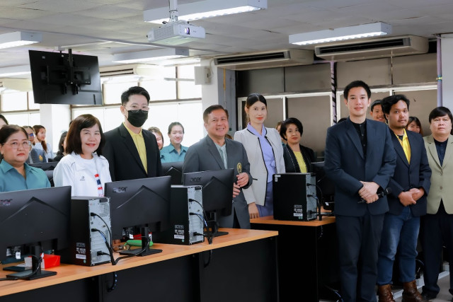 คณะมนุษยศาสตร์ฯ มร.ชม. จัดอบรม 