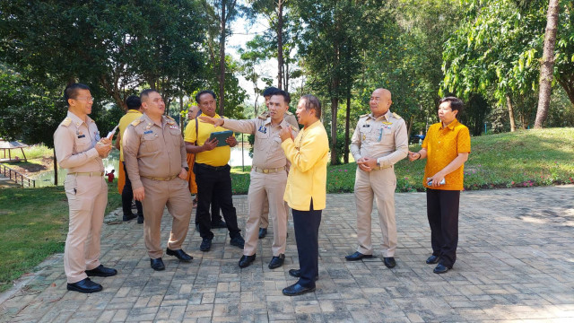 มร.ชม. ร่วมประชุมเตรียมความพร้อมในการรับเสด็จฯ   พระเจ้าวรวงศ์เธอ พระองค์เจ้าสิริภาจุฑาภรณ์  ในการเสด็จถวายผ้าพระกฐิน ณ วัดธาราทิพย์ชัยประดิษฐ์
