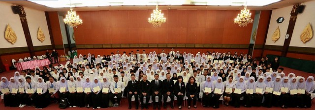 นักศึกษาทุนฯ ชายแดนภาคใต้ มร.ชม. ร่วมปัจฉิมนิเทศฯ เตรียมความพร้อมเข้าสู่อาชีพ