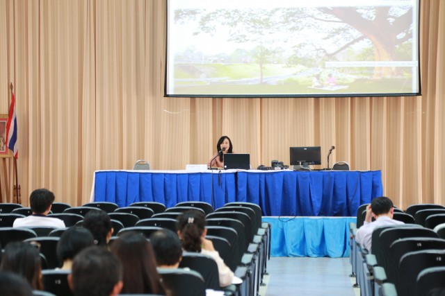 โครงการอบรมสัมมนาเสริมสร้างความรู้ความเข้าใจ ตัวบ่งชี้และเกณฑ์การประเมินคุณภาพการศึกษาภายในและภายนอก รอบสี่ (พ.ศ.2557-2563)