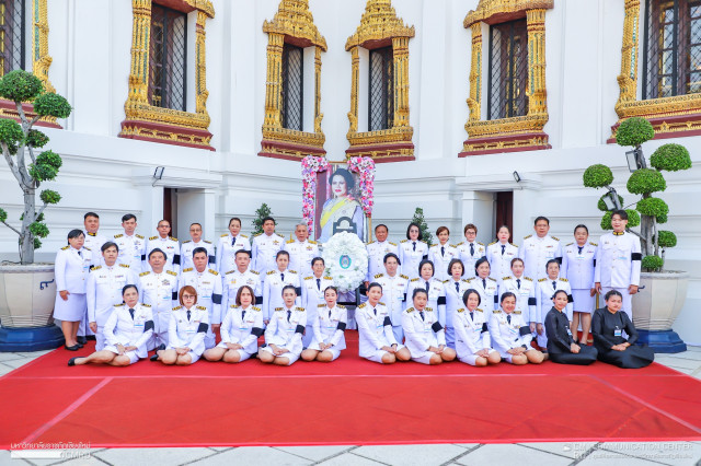 มหาวิทยาลัยราชภัฏเชียงใหม่ ได้รับพระราชทานพระบรมราชานุญาต ให้เป็นเจ้าภาพในการบำเพ็ญกุศลถวายพระบรมศพ สมเด็จพระนางเจ้าสิริกิติ์ พระบรมราชินีนาถ พระบรมราชชนนีพันปีหลวง