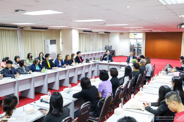             มหาวิทยาลัยราชภัฏเชียงใหม่ ต้อนรับคณะดูงานและแลกเปลี่ยนเรียนรู้ด้านการพัฒนาคุณภาพมหาวิทยาลัยเพื่อเข้าสู่การจัดลำดับคุณภาพในระดับสากล จากมหาวิทยาลัยราชภัฏนครสวรรค์