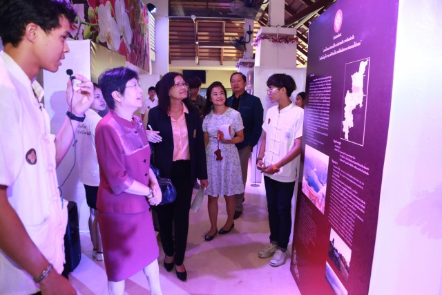 นิทรรศการศิลปวัฒนธรรมเมืองเชียงใหม่ 1 โดยนักศึกษาภาควิชาศิลปกรรม มร.ชม.