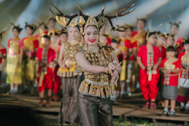 มร.ชม. จัดการแสดงแสง สี เสียง “สรรเสริญศรัทธา ประมุขอารักษ์ล้านนา แห่งดอยหลวงเชียงดาว”  ยกระดับการท่องเที่ยวเชิงวัฒนธรรมท้องถิ่นเชียงดาว