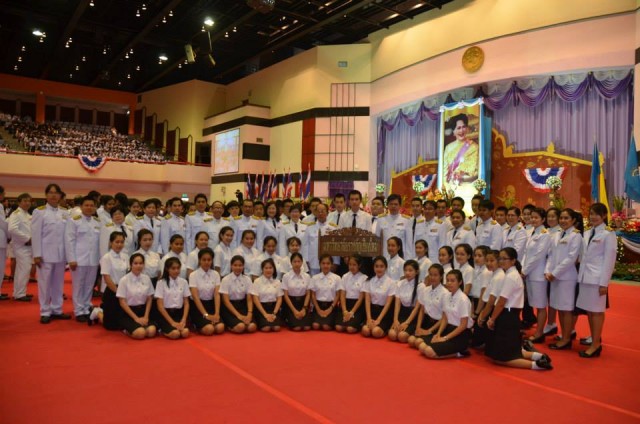 คณะผู้บริหาร มร.ชม. ร่วมพิธีเฉลิมพระชนมพรรษา 83 พรรษา 12 สิงหาคม 2558