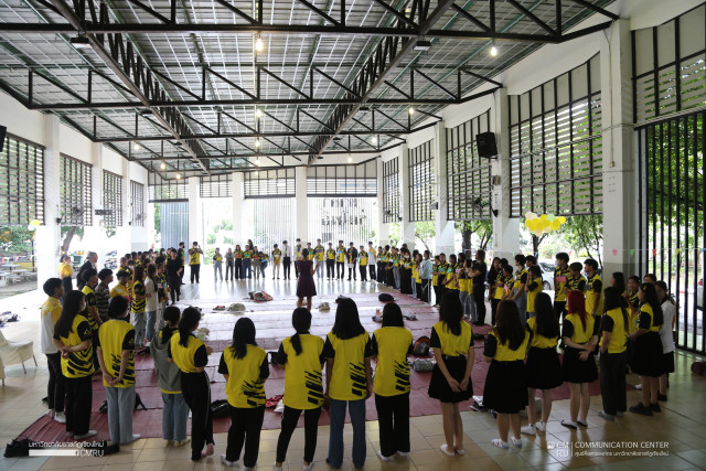มร.ชม. ร่วมกับ Regional English Lanquage สถานทูตสหรัฐอเมริกาประจำประเทศไทย   จัดกิจกรรมค่ายภาษาอังกฤษ (English Camp) กลุ่มที่ 1 พัฒนาทักษะภาษาอังกฤษแก่นักศึกษาปี 1