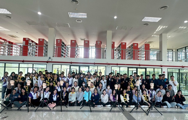 มร.ชม. เสริมทักษะอาชีพให้นักศึกษาสายครู  จัดกิจกรรม “ทรงนักเรียน มาตรฐาน ฝึกมือ พร้อมรับงาน Level 1”