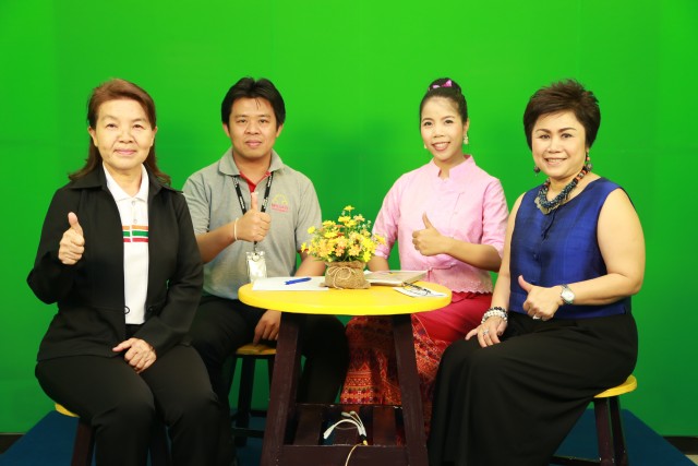 ตัวแทนผู้ประกอบการให้สัมภาษณ์ในรายการเรื่องเล่าชาวราชภัฏ 