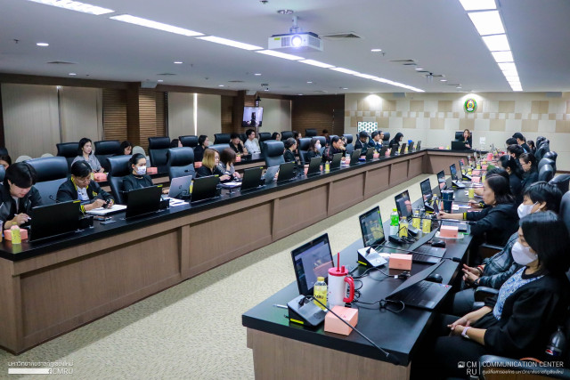 สำนักงานอธิการบดี ม.ราชภัฏเชียงใหม่  จัดประชุมชี้แจง ทำความเข้าใจการใช้งานระบบสารบรรณอิเล็กทรอนิกส์