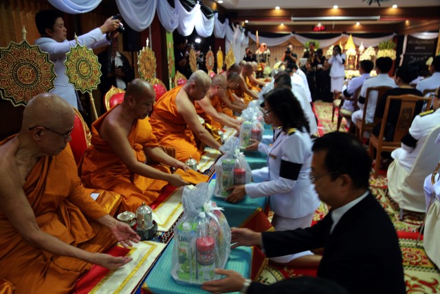 คณะผู้บริหาร มร.ชม. ร่วมพิธีบำเพ็ญกุศลสัตตมวาร  อุทิศถวายเป็นพระราชกุศลแด่พระบาทสมเด็จพระเจ้าอยู่หัวในพระบรมโกศฯ