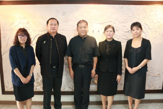 คณะผู้บริหาร มหาวิทยาลัยราชภัฏเชียงใหม่ ให้การต้อนรับ Assoc.Prof.Dr. Naomasa Sasaki จาก Kyoto University of Education