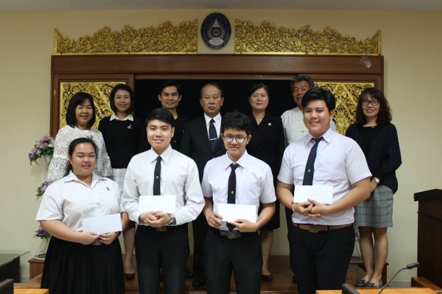 มร.ชม. มอบทุนการศึกษาแก่นักศึกษาโครงการ  SEA-Teacher Project ประจำปีการศึกษา 2559