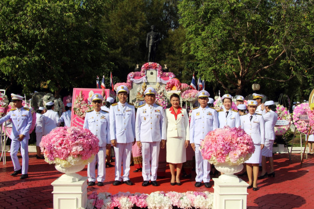 ผู้บริหารมหาวิทยาลัยราชภัฏเชียงใหม่ ร่วมพิธีวางพวงมาลาถวายราชสักการะ  พระบาทสมเด็จพระจุลจอมเกล้าเจ้าอยู่หัว เนื่องในวันปิยมหาราช 23 ตุลาคม 2567