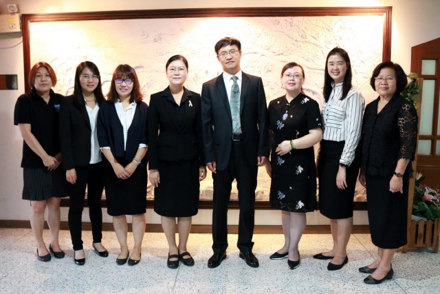 มร.ชม. ต้อนรับผู้บริหารมหาวิทยาลัยหงเหอ พร้อมกระชับความสัมพันธ์อันดี