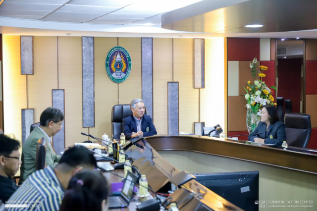 คณะผู้บริหาร ม.ราชภัฏเชียงใหม่ ร่วมการประชุมคณะกรรมการบริหารมหาวิทยาลัยราชภัฏเชียงใหม่ ครั้งที่ 9/2567