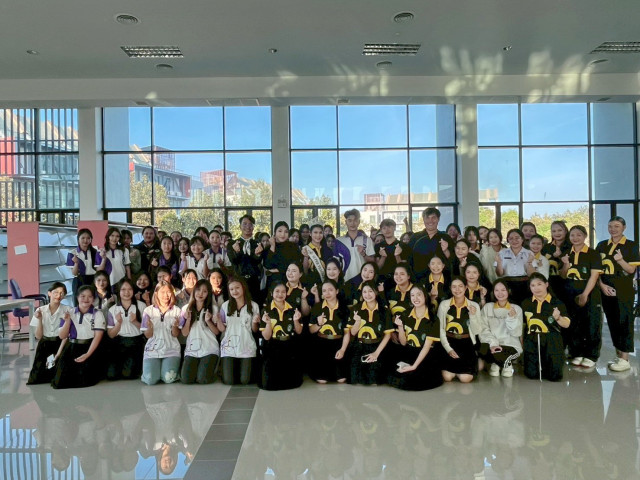 ม.ราชภัฏเชียงใหม่จัดกิจกรรมอาชีพสำรอง “อาชีพช่างเสริมสวย : แต่งได้จริง ใช้ได้ทุกวัน ดูดีแบบไม่ต้องพยายาม”Level.1  