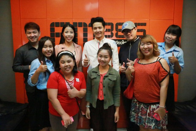 FM 88.50 MHz. สัมภาษณ์สด โต๋ – ศักดิ์สิทธิ์ โปรโมทเพลงใหม่ รักจริงจริง