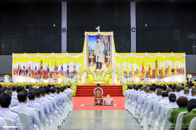 มหาวิทยาลัยราชภัฏเชียงใหม่ ร่วมประกอบพิธีทำบุญตักบาตรถวายพระราชกุศลและพิธีถวายสัตย์ปฏิญาณ เนื่องในโอกาสวันเฉลิมพระชนมพรรษา พระบาทสมเด็จพระวชิรเกล้าเจ้าอยู่หัว 28 กรกฎาคม 2566
