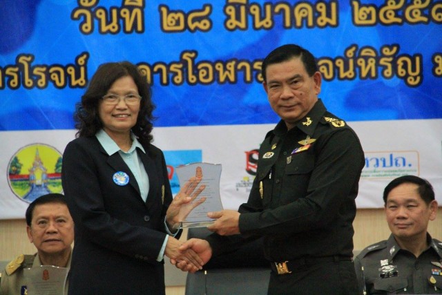 มร.ชม. MOU ความร่วมมือตามโครงการขับขี่ปลอดภัยสร้างวินัยจราจร 