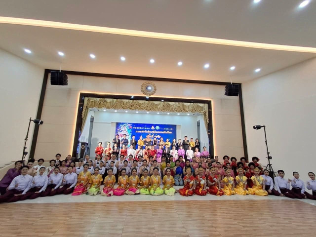 อาจารย์ประจำหลักสูตรนาฏศิลป์ ร่วมเป็น ประธานคณะกรรมการตัดสินการประกวด  ศิลปหัตถกรรมนักเรียน ครั้งที่ 72 ปีการศึกษา2567